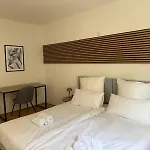 Apartament For 8