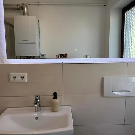Dove Living For 8 דירה *