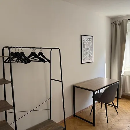 Dove Living For 8 דירה