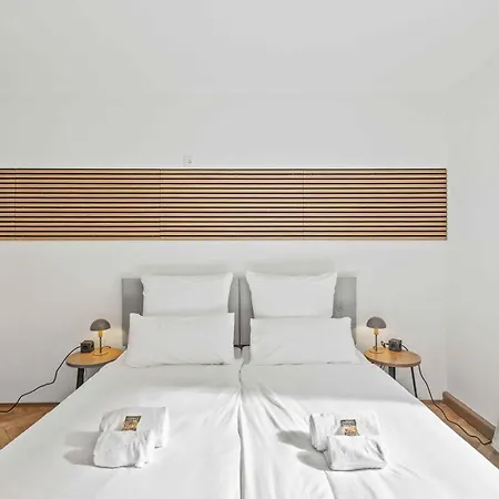 Dove Living For 8 * שוואנדורף אין ביירן