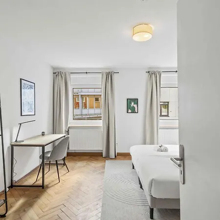 Dove Living For 8 *