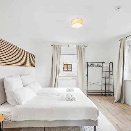 Dove Living For 8 דירה *